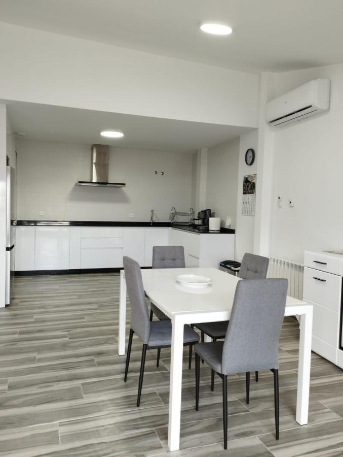 Apartamentos Las Huertas Villamiel Exterior photo